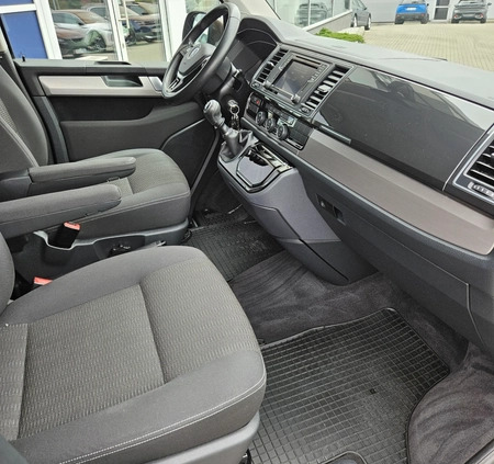 Volkswagen Multivan cena 138000 przebieg: 147000, rok produkcji 2016 z Debrzno małe 742